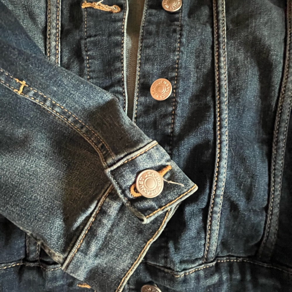 Jean Jacket - Picture 3 of 4